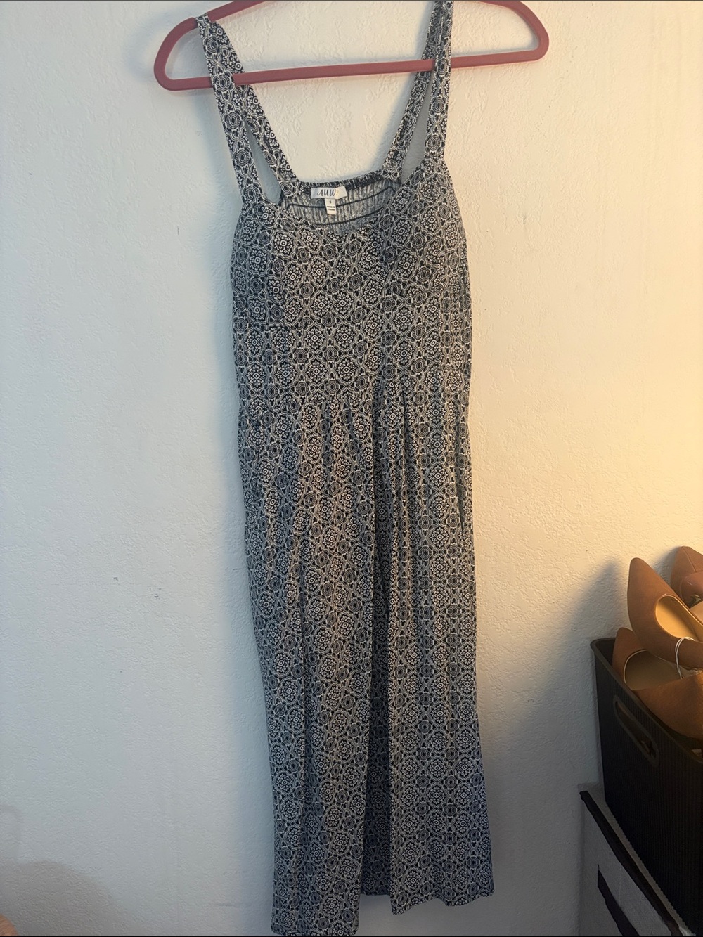 Sleeveless Patterned Maxi dress w pockets in the side - Gray